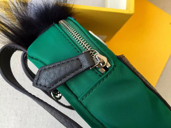 フェンディコピー 15AW モンスターバックパックチャームキーホルダー 7AR433